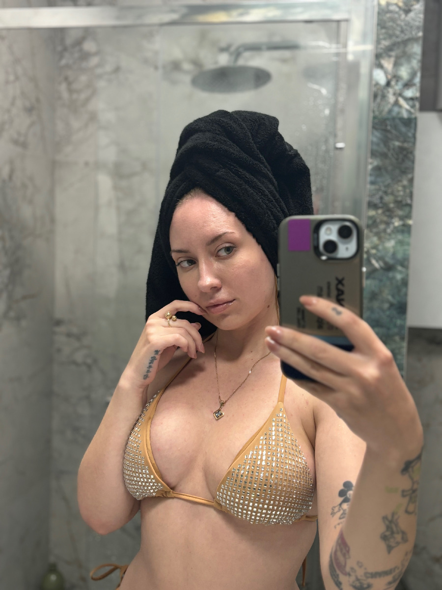 Nude girl KateV in Omaha